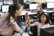 Science Minister Kirsty Duncan visits Campers at Carleton’s Virtual Ventures Science Minister Kirsty Duncan visits Campers at Carleton’s Virtual Ventures