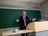 Tony Bailetti addresses participants of the Lead to Win Boot Camp