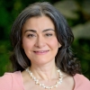 Photo of Banu Örmeci discusses water quality testing in the Rideau RIver
