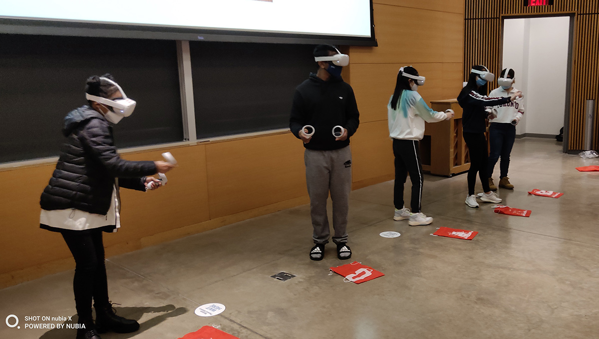 Students using virtual reality in the classroom