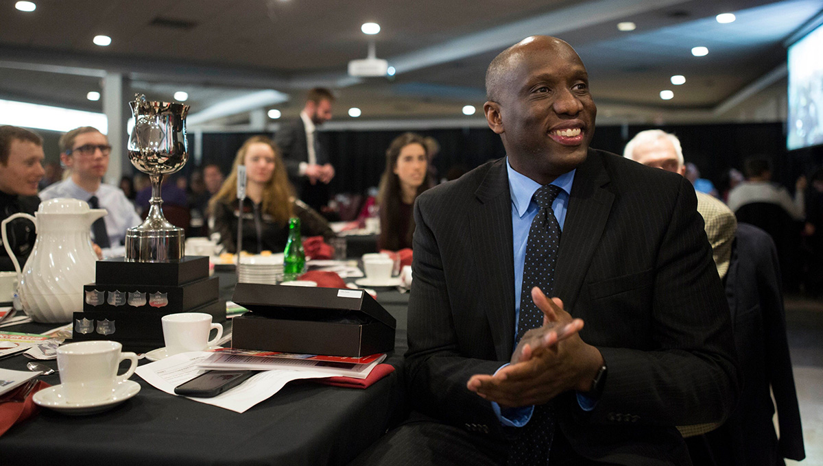 Carleton Campus Celebrates Mens Basketball Ravens