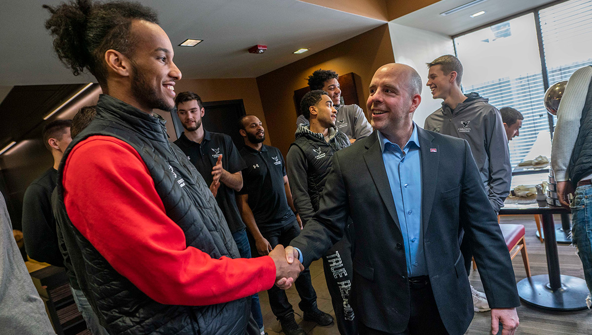 Carleton Campus Celebrates Mens Basketball Ravens