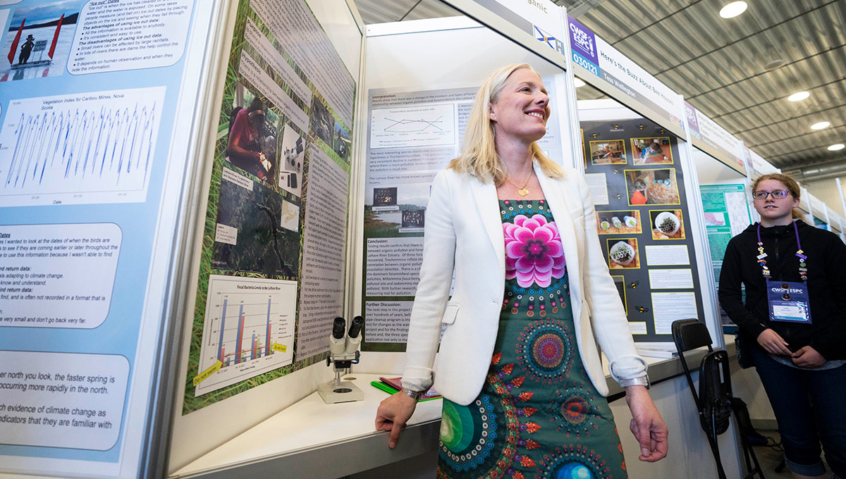 Canada-Wide Science Fair Draws Thousands