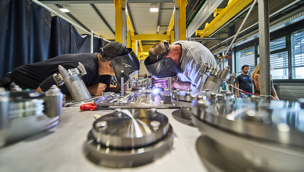 Welding and assembly of the HL_LHC superconducting crab cavities