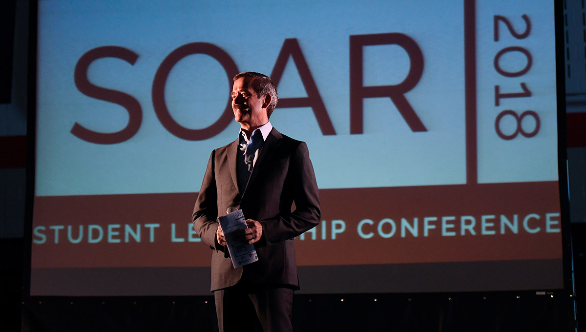 Chris Hadfield Helps Carleton Students Soar | Carleton Newsroom