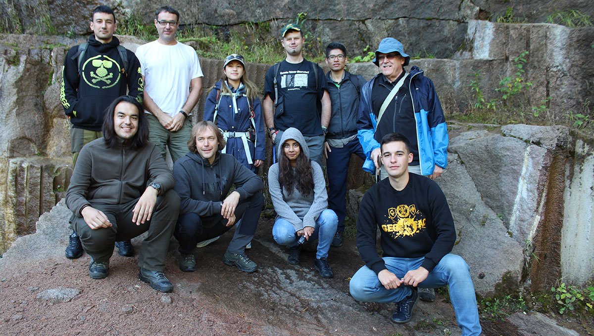 Earth Sciences students working in Siberia