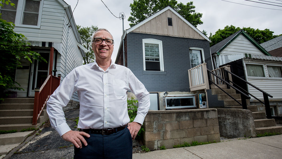 Hemp House - Alum-Student Project Targets Sustainable Homes