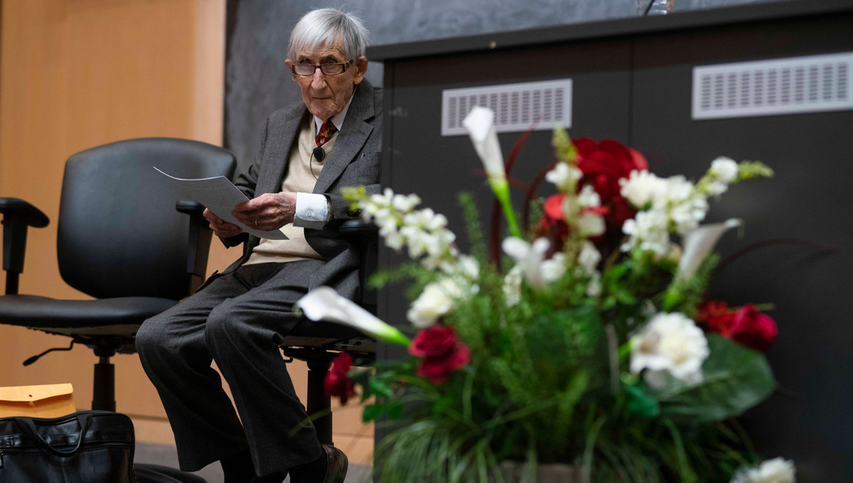 Carleton University’s Faculty of Science and the School of Mathematics and Statistics hosted the 2018 Herzberg Lecture, Biological and Cultural Evolution: Six Characters in Search of an Author, presented by celebrated mathematician and theoretical physicist, Freeman Dyson.