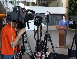 Prime Minister Praises Canadian Post-Secondary Graduates in Live Address at Carleton University