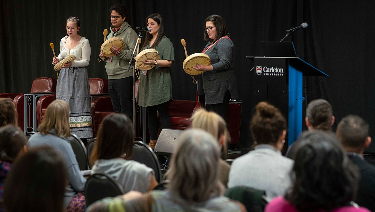 Kinàmàgawin Symposium Focuses on Indigenous Identity and Sovereignty