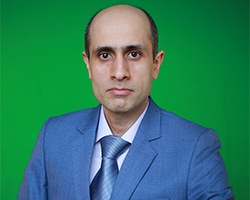 Carleton Professor Majid Komeili