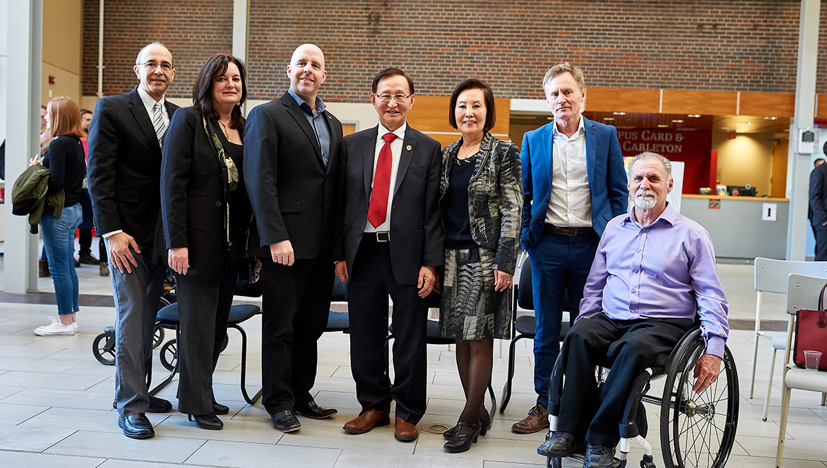 Minister Cho Celebrates Carleton Volunteers