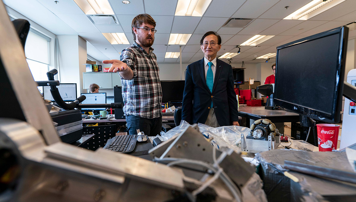 Minister Raymond Cho Praises Carleton’s Accessibility and Inclusion Efforts