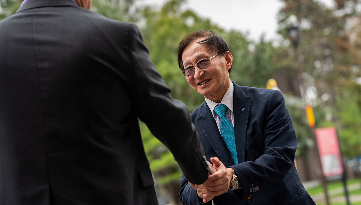 Minister Raymond Cho Praises Carleton’s Accessibility and Inclusion Efforts